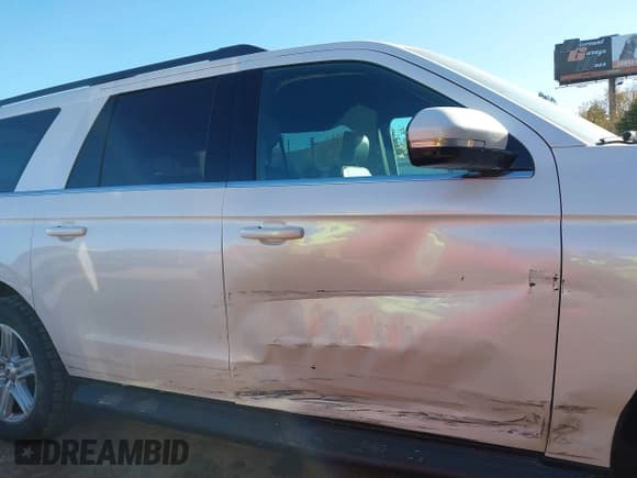 ✅ 2018 Ford Expedition Max XLT • VIN: 1FMJK1JT9JEA15383 • Лот: 43693228. Опубликован ранее на IAAI с пробегом 66 630 миль. Бесплатный доступ к архиву аукционных продаж из США и подробный отчёт об истории автомобиля на DreamBid. Изображение 6.