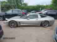 ✅ 1998 Chevrolet Corvette • VIN: 1G1YY22G6W5130385 • Lot: 42345580. Wystawiony na IAAI z przebiegiem 58 575 mil. Bezpłatny archiwum sprzedaży aukcyjnych z USA i szczegółowy raport historii pojazdu na DreamBid. Zdjęcie 14.