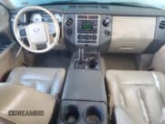 ✅ 2009 Ford Expedition Max SSV • VIN: 1FMFK165X9EA76947 • Лот: 85998464. Опубликован ранее на Copart с пробегом 115 803 миль. Бесплатный доступ к архиву аукционных продаж из США и подробный отчёт об истории автомобиля на DreamBid. Изображение 8.