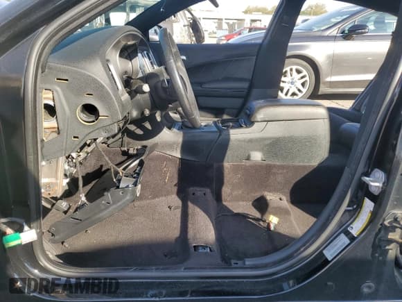 ✅ 2017 Dodge Charger Daytona 340 • VIN: 2C3CDXCT8HH520278 • Lot: 89887625. Wystawiony na Copart z przebiegiem Nie podano. Bezpłatny archiwum sprzedaży aukcyjnych z USA i szczegółowy raport historii pojazdu na DreamBid. Zdjęcie 7.