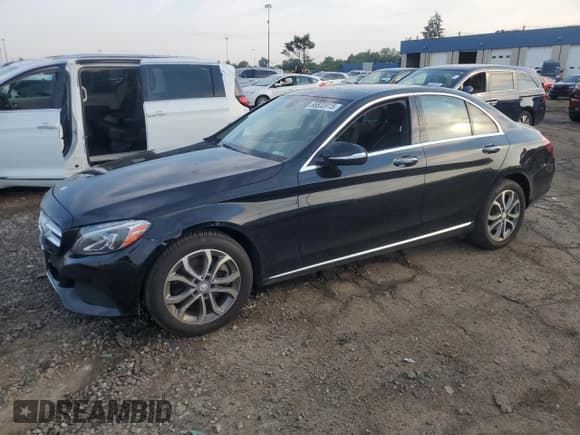 ✅ 2015 Mercedes-Benz C 300 Luxury • VIN: 55SWF4KB5FU082587 • Lot: 66833915. Listed on Copart with 141,421 mi. Free auction sales archive from the USA and detailed vehicle history report at DreamBid. Image 1.