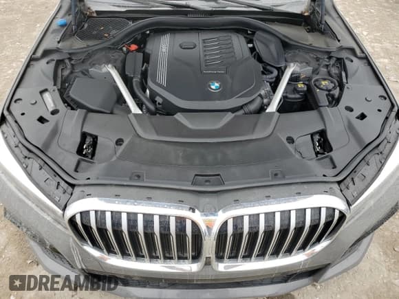 ✅ 2022 BMW 7 Series 740i xDrive • VIN: WBA7T4C01NCJ22118 • Lot: 56645465. Listed on Copart with Not provided. Free auction sales archive from the USA and detailed vehicle history report at DreamBid. Image 11.