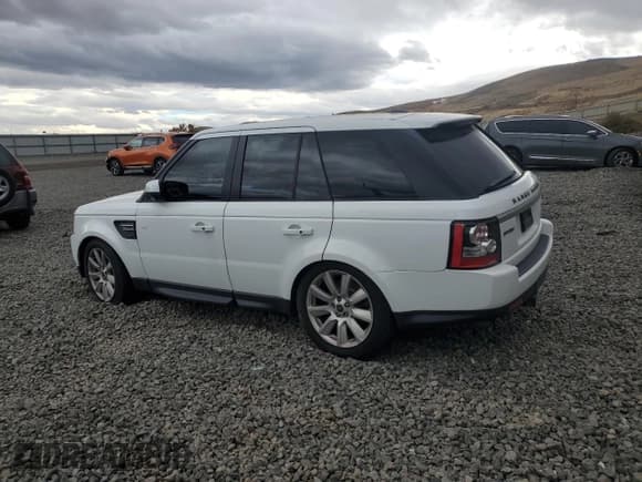✅ 2013 Land Rover Range Rover Sport HSE Lux • VIN: SALSK2D4XDA787446 • Lot: 92591685. Wystawiony na Copart z przebiegiem 192 135 mil. Bezpłatny archiwum sprzedaży aukcyjnych z USA i szczegółowy raport historii pojazdu na DreamBid. Zdjęcie 2.