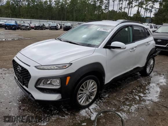 2020 Hyundai Kona SEL с VIN KM8K2CAA0LU584615, выставлен на аукционе Copart как лот 61799882 с пробегом 32 206 миль миль и . История ставок и продаж доступна на DreamBid. Изображение 2.