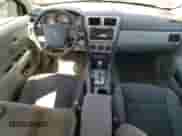 2008 Dodge Avenger SE z VIN 1B3LC46J78N187233, wystawiony jako Copart lot #66361515 z przebiegiem 221 342 mil mil oraz Szkoda całkowita • Salvage title. Historia ofert i sprzedaży dostępna na DreamBid. Obrazek 8.