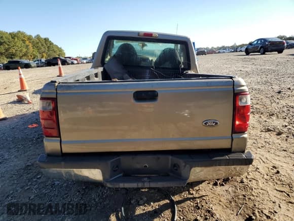 ✅ 2003 Ford Ranger XL • VIN: 1FTYR14V13PA65813 • Лот: 86812255. Опубликован ранее на Copart с пробегом 121 271 миль. Бесплатный доступ к архиву аукционных продаж из США и подробный отчёт об истории автомобиля на DreamBid. Изображение 6.