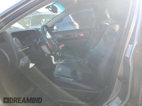 ✅ 2009 Lincoln MKZ • VIN: 3LNHM28T49R613832 • Lot: 92481665. Listed on Copart with 86,381 mi. Free auction sales archive from the USA and detailed vehicle history report at DreamBid. Image 7.