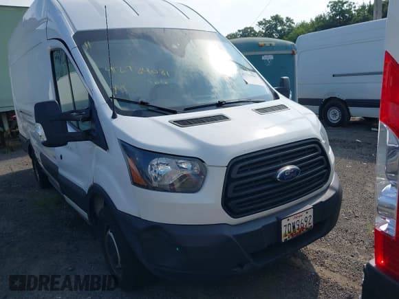 ✅ 2019 Ford Transit • VIN: 1FTBW3XM8KKA91527 • Lot: 42784081. Listed on IAAI with 276,705 mi. Free auction sales archive from the USA and detailed vehicle history report at DreamBid. Image 1.