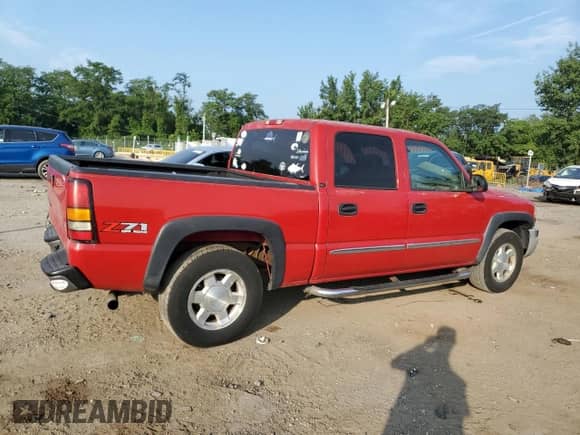 ✅ 2006 GMC Sierra 1500 SLE1 • VIN: 2GTEK13T761196981 • Lot: 66926015. Wystawiony na Copart z przebiegiem 259 957 mil. Bezpłatny archiwum sprzedaży aukcyjnych z USA i szczegółowy raport historii pojazdu na DreamBid. Zdjęcie 3.