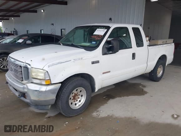 ✅ 2003 Ford F-250 XL • VIN: 1FTNX20P33EB84979 • Lot: 42322784. Listed on IAAI with 185,952 mi. Free auction sales archive from the USA and detailed vehicle history report at DreamBid. Image 2.