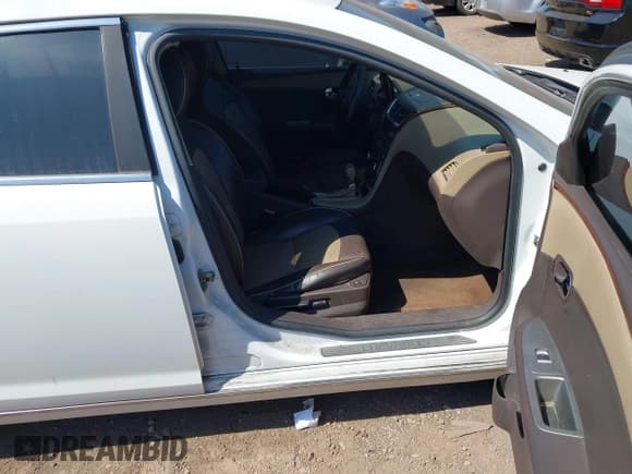 ✅ 2010 Chevrolet Malibu LTZ 1LZ • VIN: 1G1ZE5E06A4128311 • Lot: 43159174. Listed on IAAI with 131,771 mi. Free auction sales archive from the USA and detailed vehicle history report at DreamBid. Image 5.