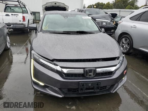 ✅ 2018 Honda Clarity Touring • VIN: JHMZC5F35JC013029 • Лот: 43961013. Опубликован ранее на Copart с пробегом 93 397 миль. Бесплатный доступ к архиву аукционных продаж из США и подробный отчёт об истории автомобиля на DreamBid. Изображение 5.