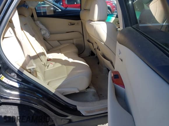 ✅ 2010 Lexus RX 350 • VIN: 2T2ZK1BA7AC030600 • Lot: 43522530. Wystawiony na IAAI z przebiegiem 159 340 mil. Bezpłatny archiwum sprzedaży aukcyjnych z USA i szczegółowy raport historii pojazdu na DreamBid. Zdjęcie 8.