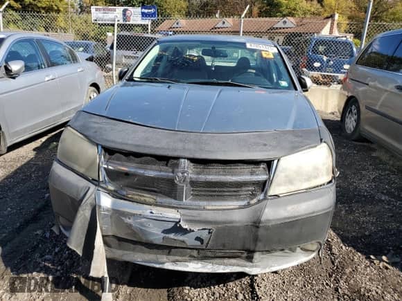 2008 Dodge Avenger R/T с VIN 1B3LC76MX8N665690, выставлен на аукционе Copart как лот 87051325 с пробегом 198 057 миль миль и Списание • Salvage title. История ставок и продаж доступна на DreamBid. Изображение 5.