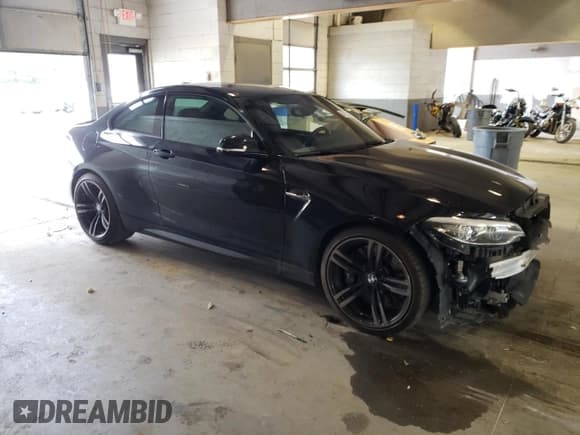 ✅ 2018 BMW M2 • VIN: WBS1J5C54JVD37762 • Лот: 67153643. Опубликован ранее на Copart с пробегом 25 271 миль. Бесплатный доступ к архиву аукционных продаж из США и подробный отчёт об истории автомобиля на DreamBid. Изображение 4.