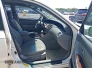 ✅ 2002 Toyota Avalon XL • VIN: 4T1BF28B72U265448 • Lot: 42720533. Listed on IAAI with 239,578 mi. Free auction sales archive from the USA and detailed vehicle history report at DreamBid. Image 5.