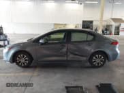 ✅ 2022 Toyota Corolla Hybrid LE • VIN: JTDEAMDE5N3011629 • Lot: 43001535. Listed on IAAI with 34,385 mi. Free auction sales archive from the USA and detailed vehicle history report at DreamBid. Image 14.