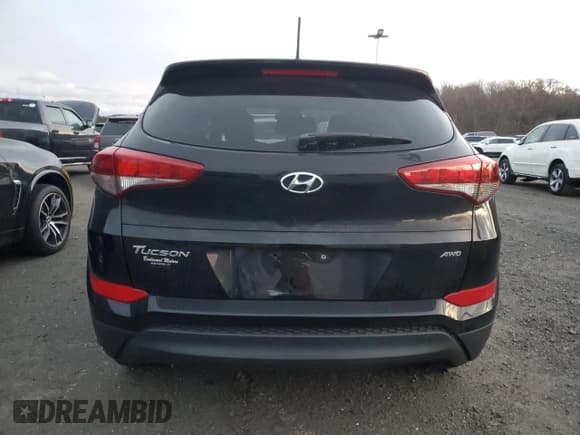 ✅ 2017 Hyundai Tucson SE • VIN: KM8J3CA44HU317861 • Лот: 92881635. Опубликован ранее на Copart с пробегом Не указан. Бесплатный доступ к архиву аукционных продаж из США и подробный отчёт об истории автомобиля на DreamBid. Изображение 6.