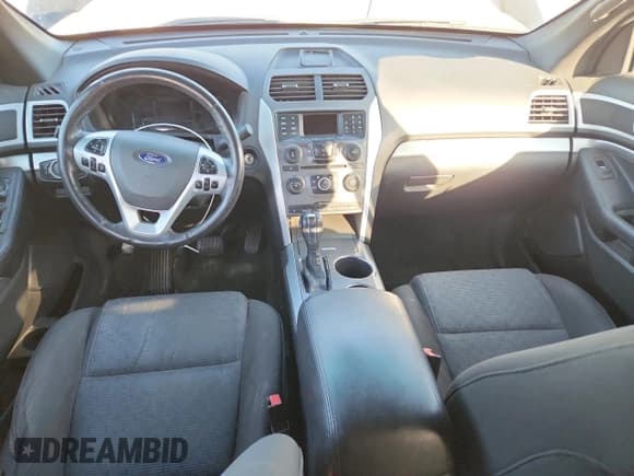 ✅ 2012 Ford Explorer XLT • VIN: 1FMHK8D85CGA05715 • Lot: 91741415. Listed on Copart with 105,231 mi. Free auction sales archive from the USA and detailed vehicle history report at DreamBid. Image 8.