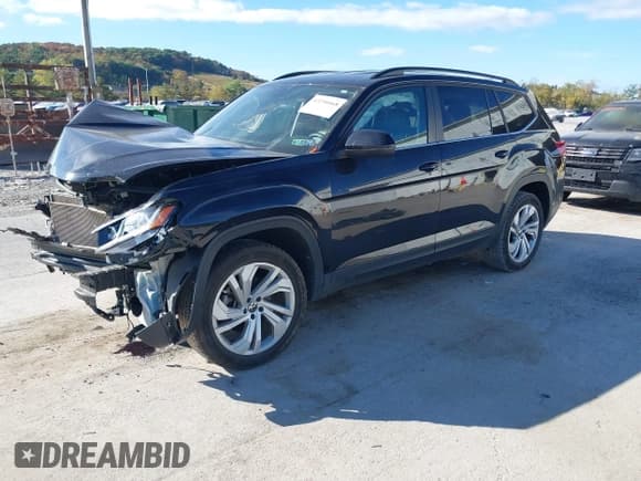 ✅ 2021 Volkswagen Atlas SE • VIN: 1V2HR2CA2MC606878 • Lot: 43250468. Listed on IAAI with 71,496 mi. Free auction sales archive from the USA and detailed vehicle history report at DreamBid. Image 18.