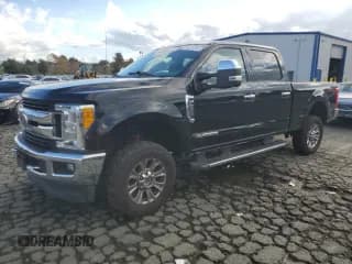✅ 2017 Ford F-250 Lariat • VIN: 1FT7W2BT3HEB44527 • Lot: 92226055. Listed on Copart with 182,771 mi. Free auction sales archive from the USA and detailed vehicle history report at DreamBid. Image 1.