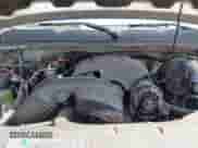 2010 Chevrolet Silverado 1500 LT z VIN 3GCRCSEAXAG186638, wystawiony jako IAAI lot #42680769 z przebiegiem 240 568 mil mil oraz . Historia ofert i sprzedaży dostępna na DreamBid. Obrazek 10.