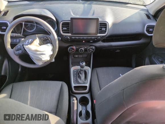 ✅ 2022 Hyundai Venue SE • VIN: KMHRB8A30NU207427 • Lot: 83052634. Listed on Copart with 15,159 mi. Free auction sales archive from the USA and detailed vehicle history report at DreamBid. Image 8.