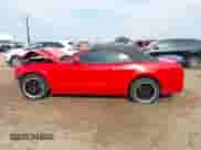 2014 Ford Mustang V6 с VIN 1ZVBP8EMXE5245569, выставлен на аукционе IAAI как лот 43398061 с пробегом Не указан миль и . История ставок и продаж доступна на DreamBid. Изображение 15.