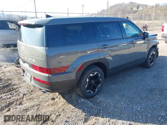 ✅ 2024 Hyundai Santa Fe SE • VIN: 5NMP14GL7RH002456 • Lot: 41994045. Listed on IAAI with 8,478 mi. Free auction sales archive from the USA and detailed vehicle history report at DreamBid. Image 4.