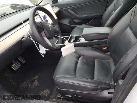 ✅ 2020 Tesla Model 3 Long Range • VIN: 5YJ3E1EB4LF790679 • Lot: 47623295. Wystawiony na Copart z przebiegiem 44 182 mil. Bezpłatny archiwum sprzedaży aukcyjnych z USA i szczegółowy raport historii pojazdu na DreamBid. Zdjęcie 7.