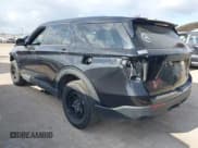 ✅ 2022 Ford Police Interceptor Utility • VIN: 1FM5K8AB5NGC23658 • Lot: 41146628. Wystawiony na IAAI z przebiegiem 16 840 mil. Bezpłatny archiwum sprzedaży aukcyjnych z USA i szczegółowy raport historii pojazdu na DreamBid. Zdjęcie 3.