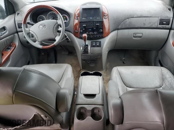 ✅ 2005 Toyota Sienna XLE Limited • VIN: 5TDZA22C65S274718 • Lot: 93321455. Listed on Copart with 181,346 mi. Free auction sales archive from the USA and detailed vehicle history report at DreamBid. Image 8.