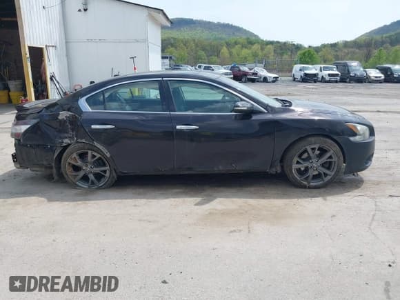 ✅ 2013 Nissan Maxima S • VIN: 1N4AA5AP4DC810428 • Lot: 42150012. Listed on IAAI with 149,824 mi. Free auction sales archive from the USA and detailed vehicle history report at DreamBid. Image 13.