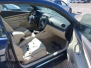 ✅ 2010 Volkswagen Eos Komfort • VIN: WVWBA7AH0AV011877 • Лот: 42804302. Опубликован ранее на IAAI с пробегом 95 264 миль. Бесплатный доступ к архиву аукционных продаж из США и подробный отчёт об истории автомобиля на DreamBid. Изображение 5.