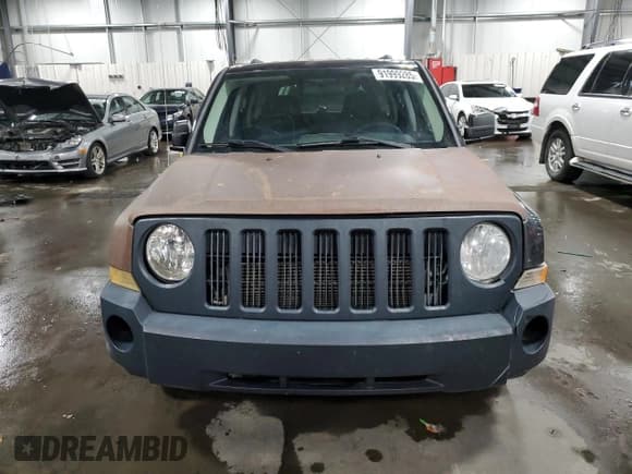 ✅ 2008 Jeep Patriot Sport • VIN: 1J8FF28W28D651737 • Lot: 91999285. Listed on Copart with 222,897 mi. Free auction sales archive from the USA and detailed vehicle history report at DreamBid. Image 5.