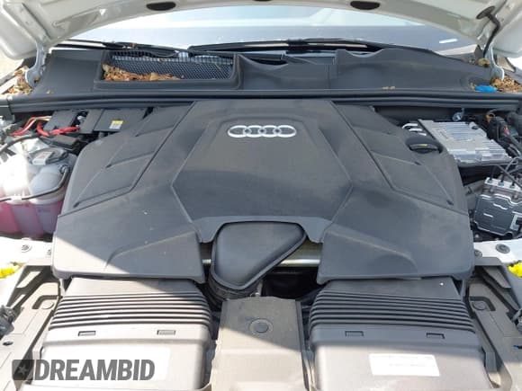 ✅ 2023 Audi Q7 Premium • VIN: WA1AXBF76PD018919 • Lot: 42922087. Wystawiony na IAAI z przebiegiem 15 956 mil. Bezpłatny archiwum sprzedaży aukcyjnych z USA i szczegółowy raport historii pojazdu na DreamBid. Zdjęcie 10.