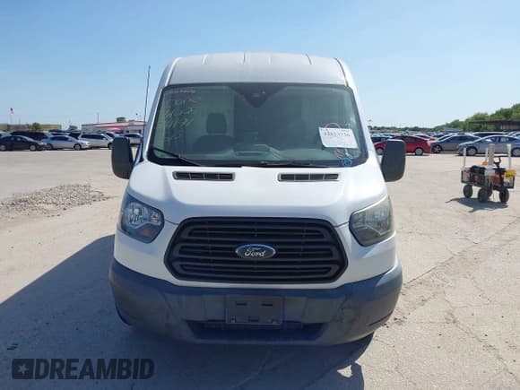 ✅ 2018 Ford Transit • VIN: 1FTYR2CM9JKA15458 • Lot: 42813736. Listed on IAAI with 127,276 mi. Free auction sales archive from the USA and detailed vehicle history report at DreamBid. Image 12.