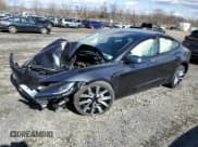 ✅ 2025 Tesla Model 3 Long Range • VIN: 5YJ3E1EB6SF921092 • Lot: 46918025. Wystawiony na Copart z przebiegiem 1 403 mil. Bezpłatny archiwum sprzedaży aukcyjnych z USA i szczegółowy raport historii pojazdu na DreamBid. Zdjęcie 1.