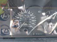 ✅ 1988 Plymouth Voyager • VIN: 2P4FH4135JR718133 • Lot: 42854450. Wystawiony na IAAI z przebiegiem 121 745 mil. Bezpłatny archiwum sprzedaży aukcyjnych z USA i szczegółowy raport historii pojazdu na DreamBid. Zdjęcie 7.