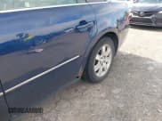 ✅ 2005 Ford Five Hundred SEL • VIN: 1FAFP241X5G139965 • Lot: 42240977. Listed on IAAI with 241,204 mi. Free auction sales archive from the USA and detailed vehicle history report at DreamBid. Image 6.