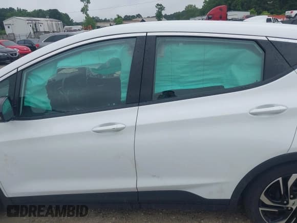 ✅ 2022 Chevrolet Bolt EV 2LT • VIN: 1G1FX6S03N4101435 • Lot: 42355300. Wystawiony na IAAI z przebiegiem 46 773 mil. Bezpłatny archiwum sprzedaży aukcyjnych z USA i szczegółowy raport historii pojazdu na DreamBid. Zdjęcie 14.