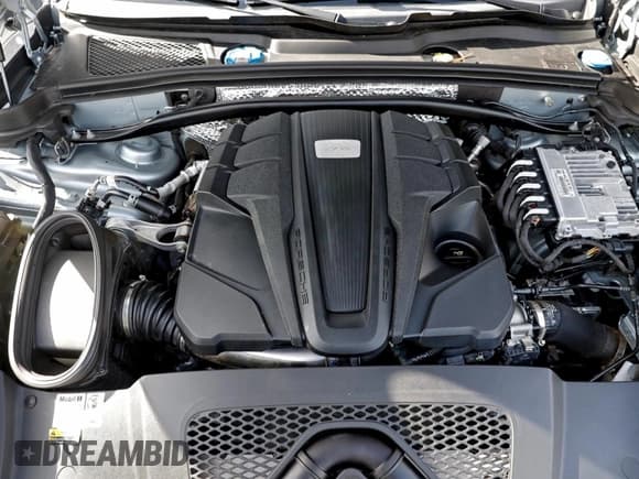 ✅ 2023 Porsche Macan GTS • VIN: WP1AF2A51PLB55463 • Lot: 97213895. Wystawiony na Copart z przebiegiem 51 824 mil. Bezpłatny archiwum sprzedaży aukcyjnych z USA i szczegółowy raport historii pojazdu na DreamBid. Zdjęcie 7.