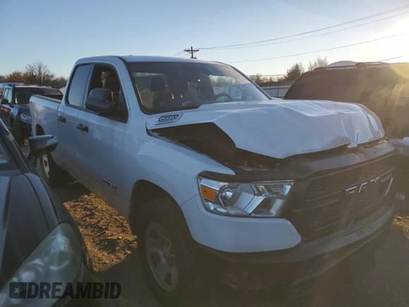 ✅ 2022 Ram 1500 Tradesman • VIN: 1C6SRFCT1NN246449 • Лот: 79855074. Опубликован ранее на Copart с пробегом 56 984 миль. Бесплатный доступ к архиву аукционных продаж из США и подробный отчёт об истории автомобиля на DreamBid. Изображение 4.