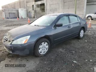 ✅ 2004 Honda Accord LX • VIN: 1HGCM55304A103812 • Lot: 86288364. Wystawiony na Copart z przebiegiem 120 277 mil. Bezpłatny archiwum sprzedaży aukcyjnych z USA i szczegółowy raport historii pojazdu na DreamBid. Zdjęcie 1.