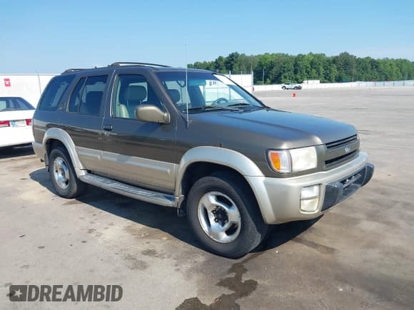 ✅ 1999 Infiniti QX4 Luxury • VIN: JNRAR07Y4XW063857 • Лот: 42712371. Опубликован ранее на IAAI с пробегом 184 293 миль. Бесплатный доступ к архиву аукционных продаж из США и подробный отчёт об истории автомобиля на DreamBid. Изображение 1.