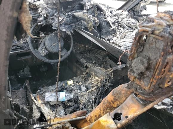 ✅ 2017 Jaguar F-Pace 35t Premium • VIN: SADCJ2BV4HA070528 • Lot: 81794155. Listed on Copart with Not provided. Free auction sales archive from the USA and detailed vehicle history report at DreamBid. Image 8.