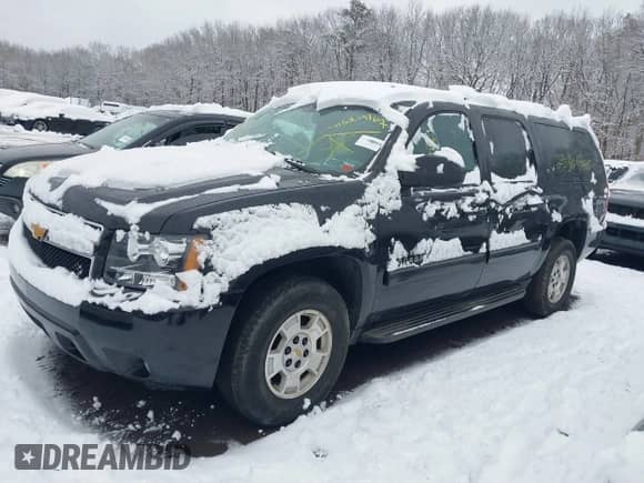 2014 Chevrolet Suburban LT с VIN 1GNSKJE72ER188402, выставлен на аукционе IAAI как лот 41529767 с пробегом Не указан миль и . История ставок и продаж доступна на DreamBid. Изображение 13.