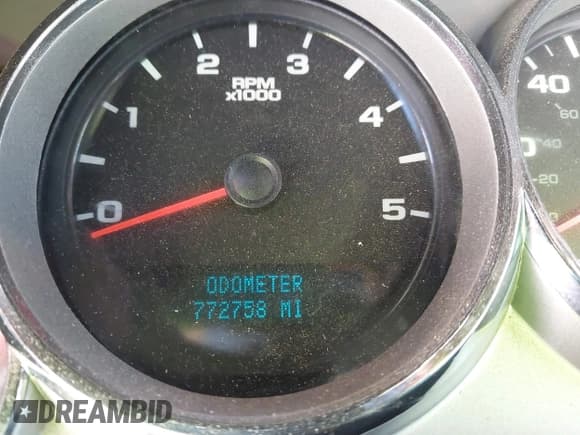 ✅ 2008 Chevrolet Silverado 2500HD LTZ • VIN: 1GCHK23658F173160 • Lot: 43628235. Wystawiony na IAAI z przebiegiem 772 758 mil. Bezpłatny archiwum sprzedaży aukcyjnych z USA i szczegółowy raport historii pojazdu na DreamBid. Zdjęcie 7.