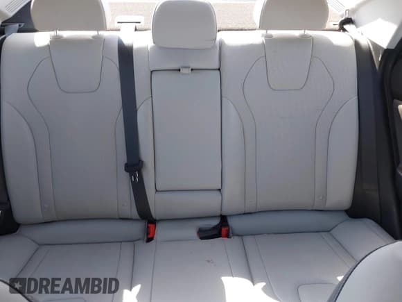 ✅ 2023 Hyundai Elantra Limited • VIN: KMHLP4AG5PU453783 • Lot: 42000481. Listed on IAAI with 59,025 mi. Free auction sales archive from the USA and detailed vehicle history report at DreamBid. Image 19.