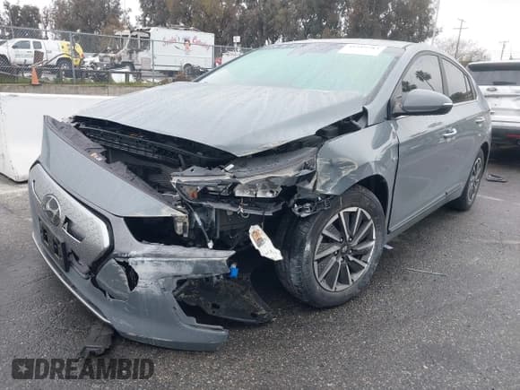 ✅ 2020 Hyundai Ioniq Limited • VIN: KMHC85LJ3LU061195 • Lot: 41919783. Listed on IAAI with 29,889 mi. Free auction sales archive from the USA and detailed vehicle history report at DreamBid. Image 2.